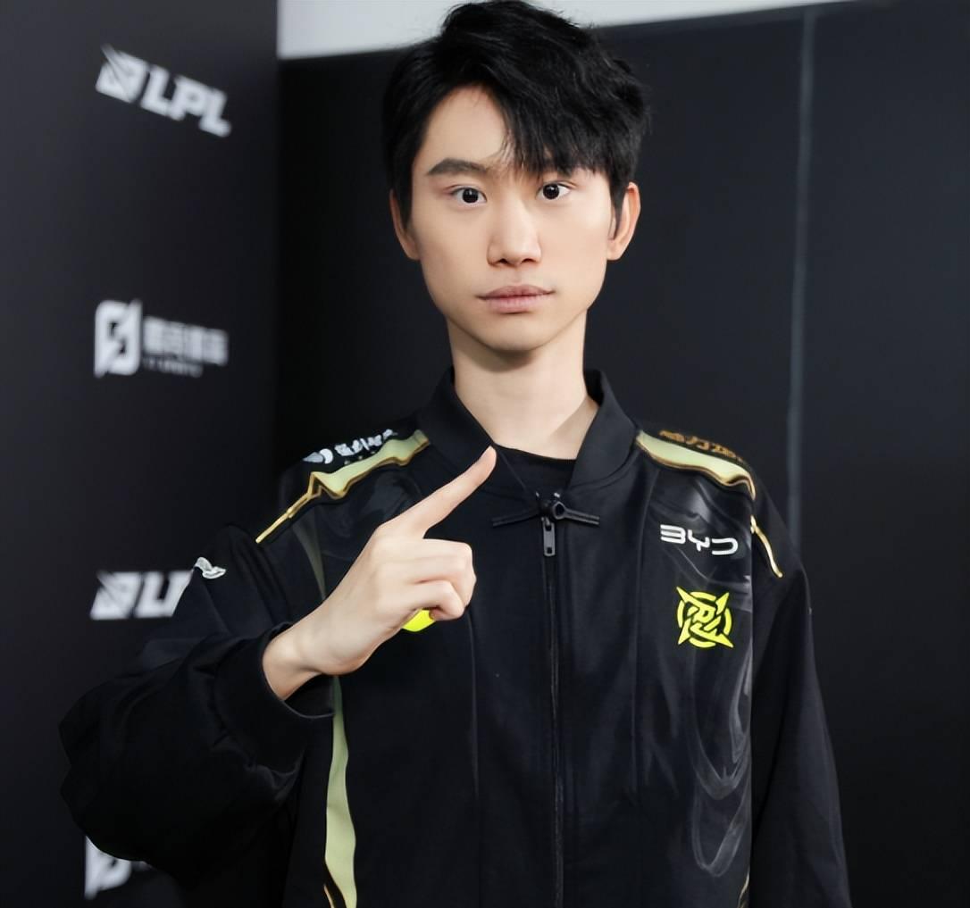 开云体育官网-rookie谈ig团战