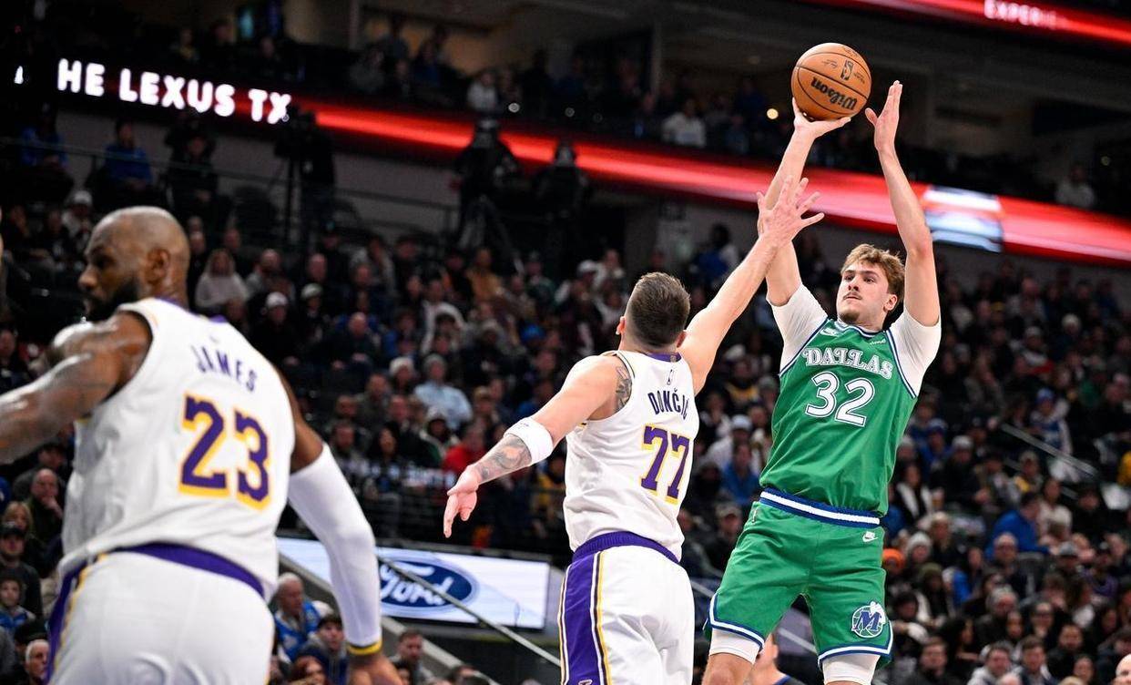 开云下载-包含法兰克福围绕NBA总决赛回应争议今夜达拉斯独行侠备战德甲，波特兰开拓者外线爆发备战法国杯直接炸裂的词条